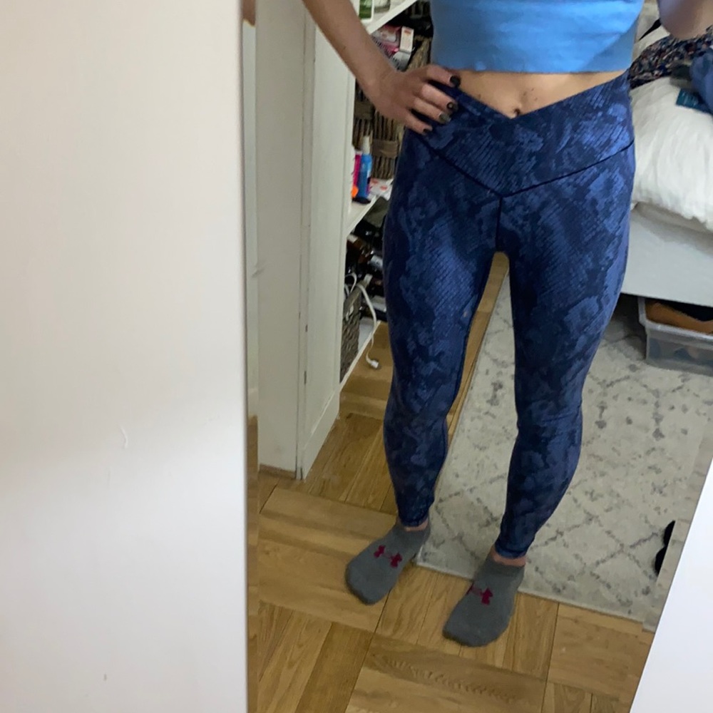 Aerie Leggings SMALL Crossover Style! Sold out!